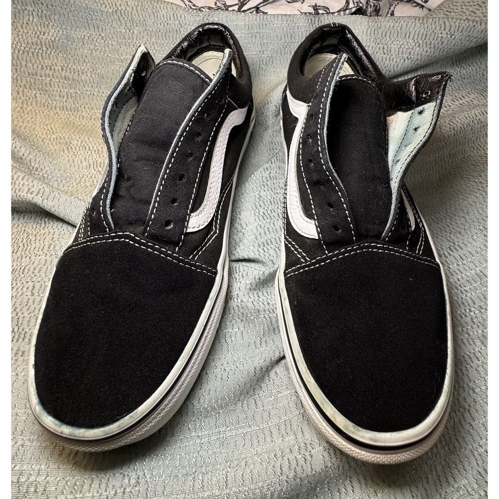 Vans Old Skool Black White Skate Shoes Men's 7 Women's 8.5 Lace Up Sneaker